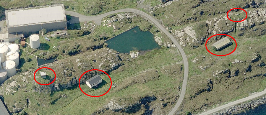 Storøy slik den kan beskues på Gulesider Kart. Storøy slik jeg trodde jeg skulle få se den. Kanonbunker, brakkene og leitstand ringet inn...