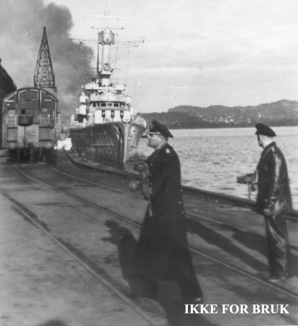 Skipssjefen Ruhfus farer forbi. Senere ble han bla SEEKO Bergen og SEEKO Oslofjord