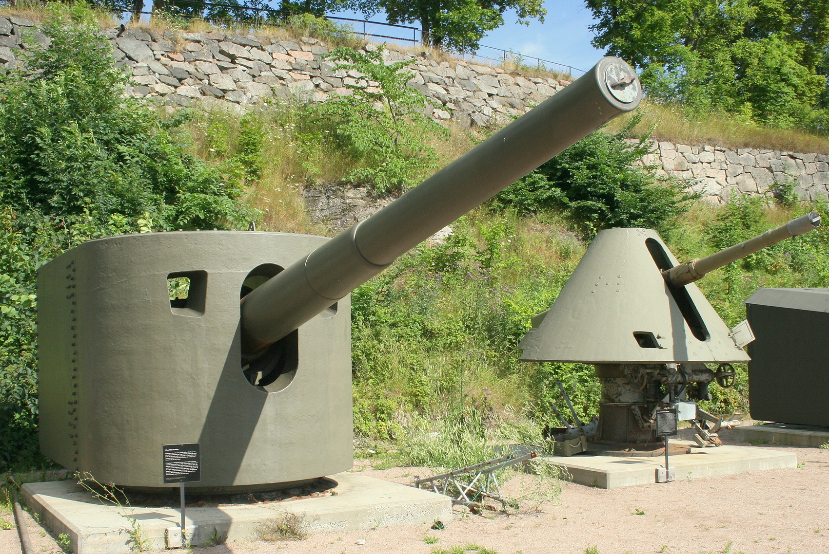Bofors 15cm HKL50 -2.jpg