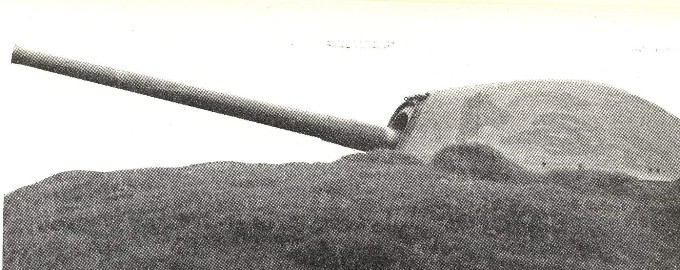 HKB Kvala, 7,5cm tårnkanon i 1955.JPG