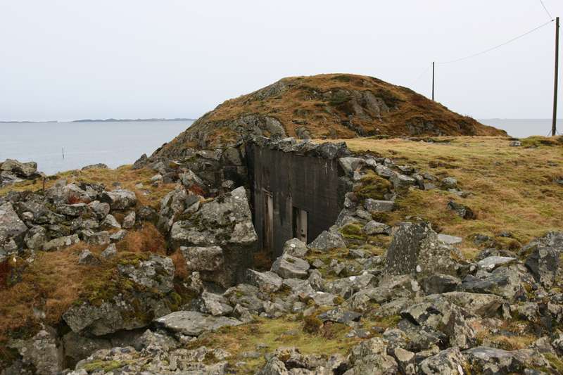 Bunker ved LV-stil. (N 6738000 / E 274574 )