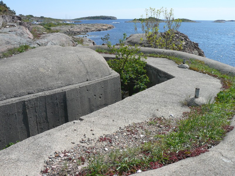 Tysk MG stilling ved siden av en norsk MG bunker fra 64/65