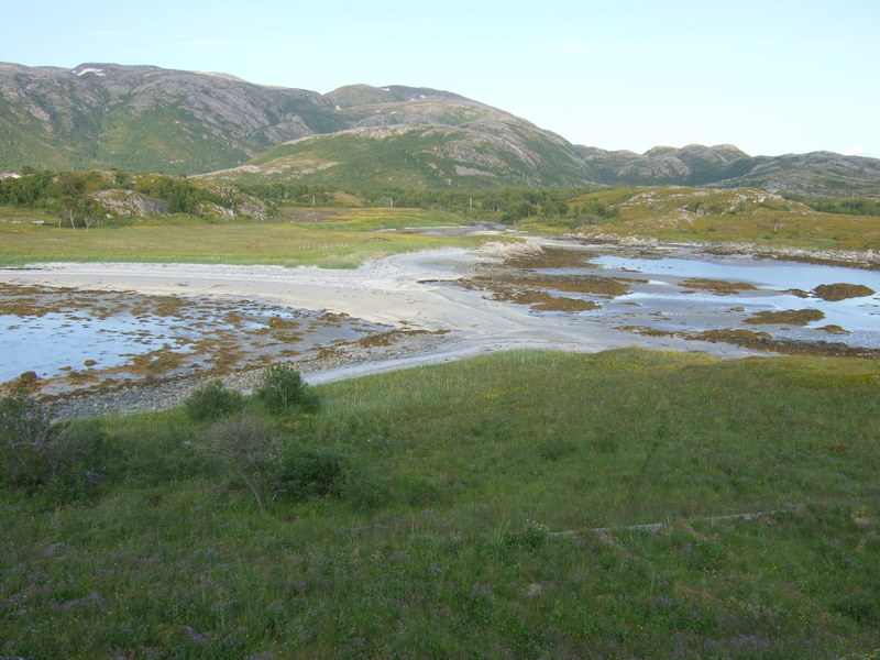 Grunnmur til brakke.