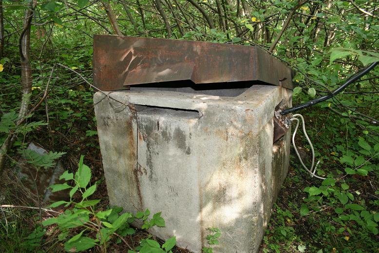 luftesjakt over bunkersen et stykke fra det nordre batteriet