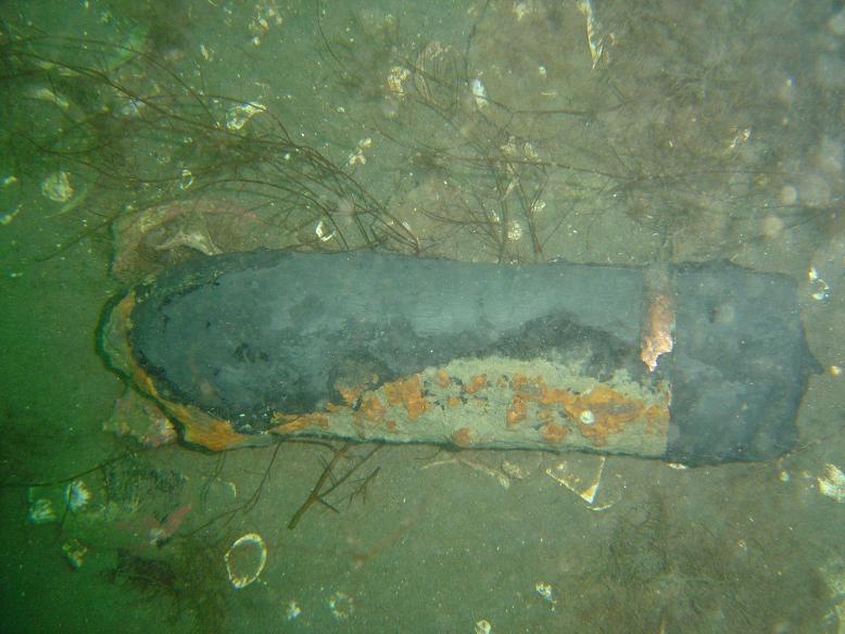 7.5 cm prosjektil under vann