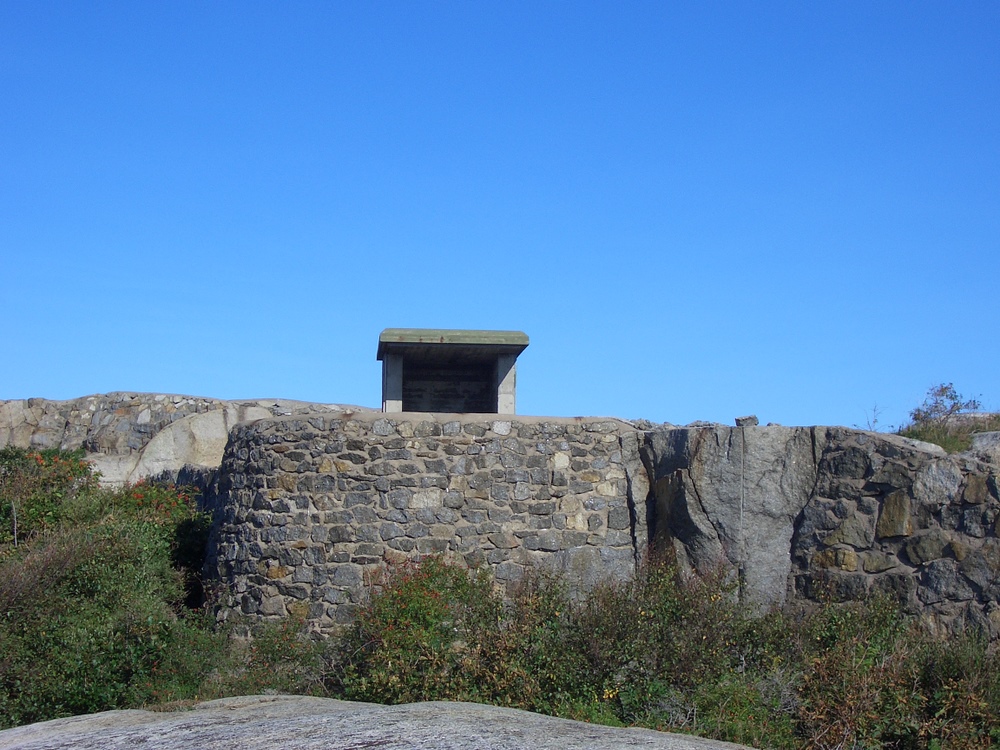 her er en flott steivegg på Vesterøya fort i Sandefjord