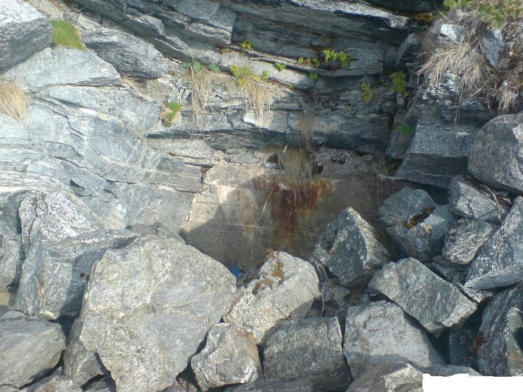 Gjenmurt inngang.