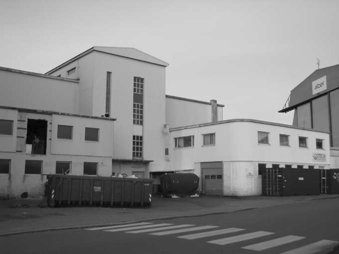 NÅ (April 2010)
