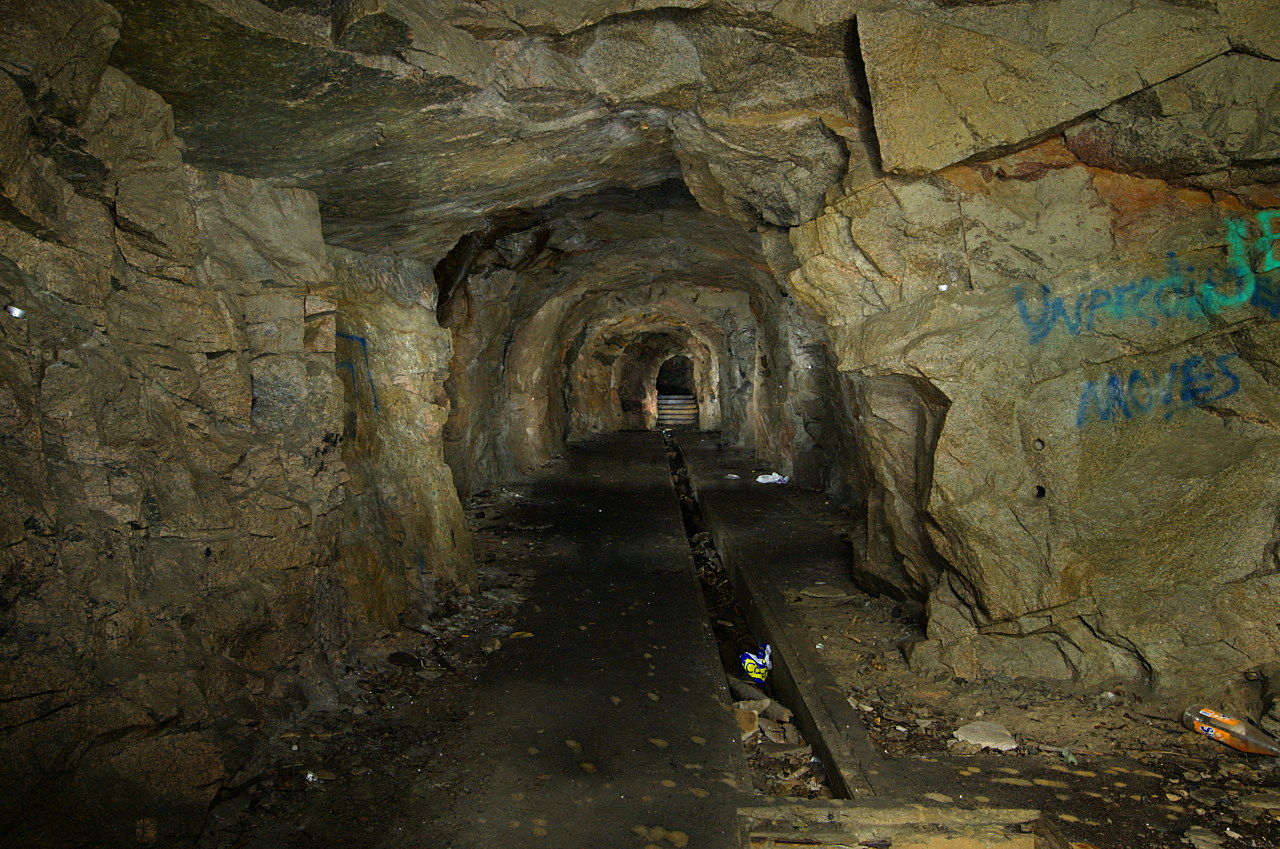 Tunnel på nedre plan.