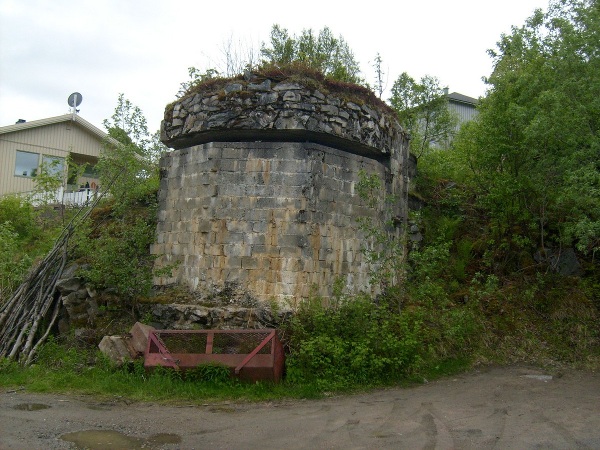 Ko bunker Stornes.jpg