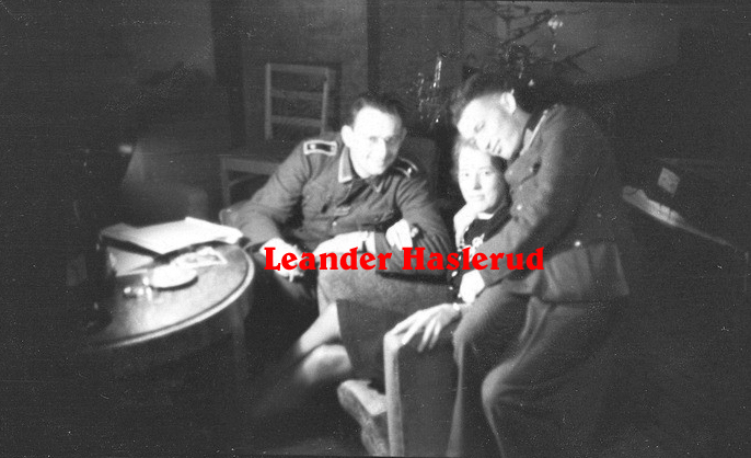 Negativ 44_45.jpg