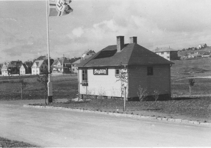 Med litt krysspeiling og finregning her kan det være mulig å stadfeste ca. plassering...
