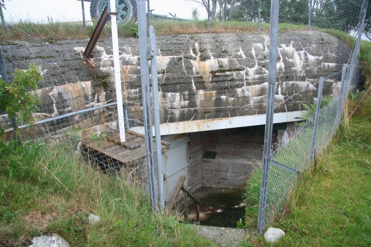 IMG_3842  KO-bunker, front.jpg