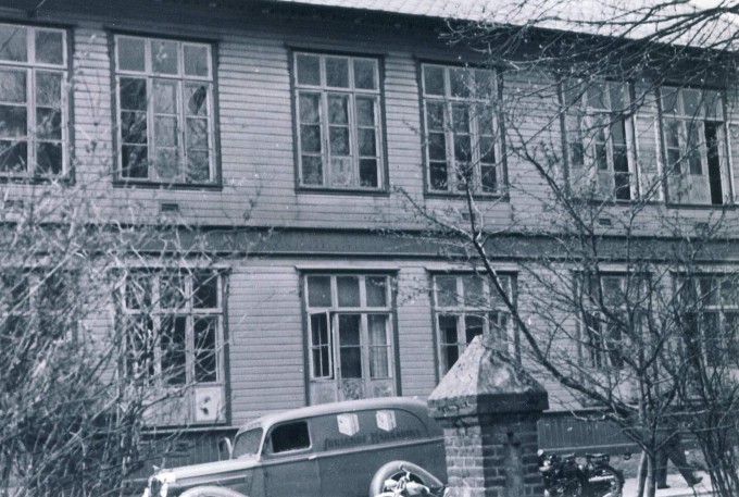 9.5.1940. Stabsquartier in Haugesund (Mittelschule)