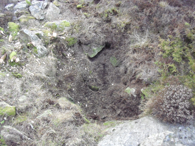 Gropen var noe sammenrast og følgelig ikke noe særlig dyp.