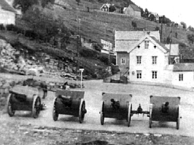 Raudeberg 1940-45.jpg