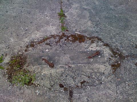 montering til lyktestolper? var mange av disse på parkeringen!