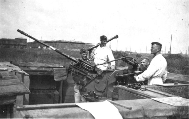 2cm Flak 30.JPG