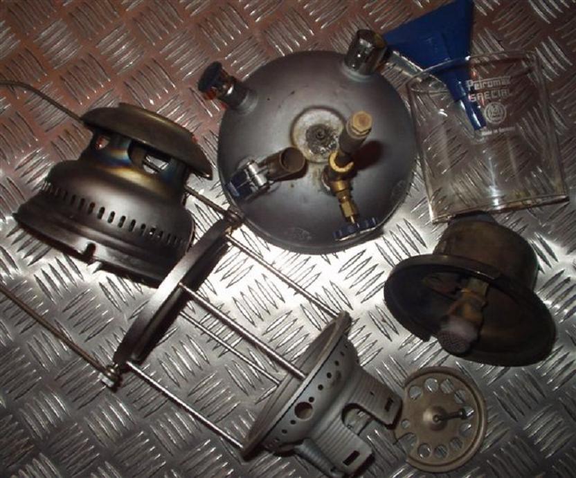 Petromax Teile.jpg