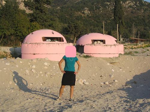 Pink bunker Albania.jpg