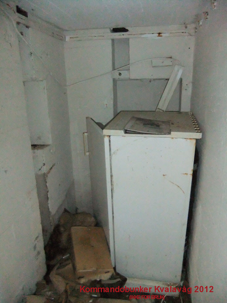 10- Bunkeren var fylt mad allslags skrot høsten 2012.JPG