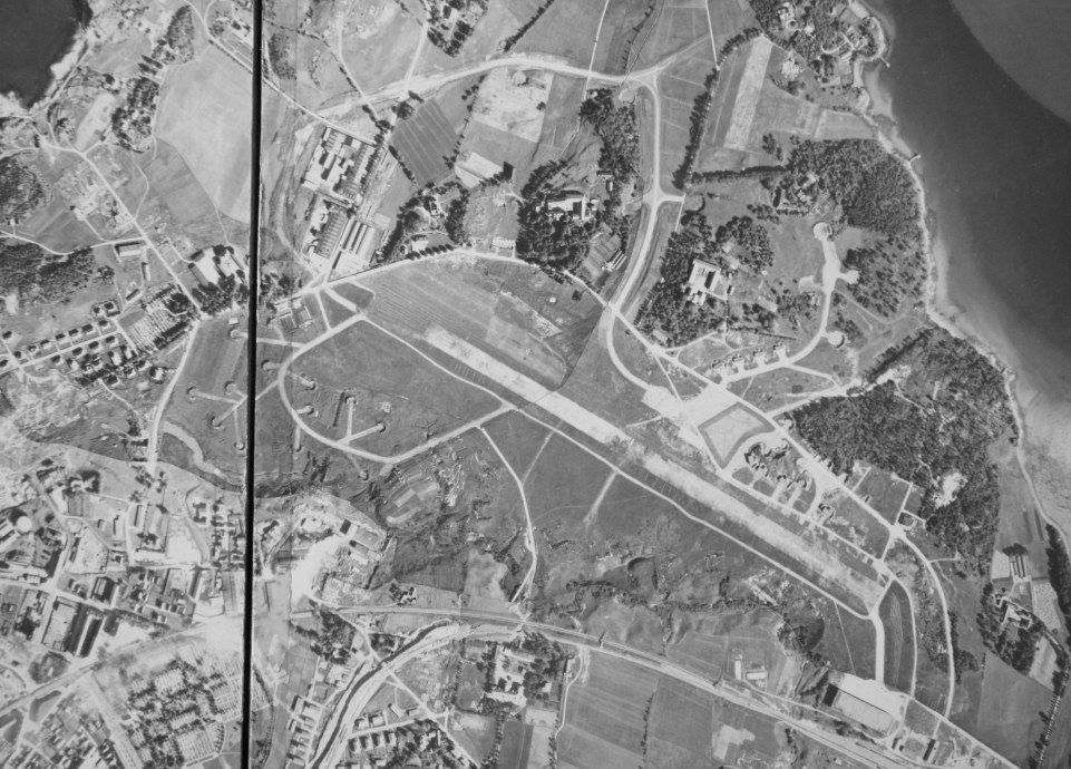 Lade flyplass flyfoto 1949.jpg