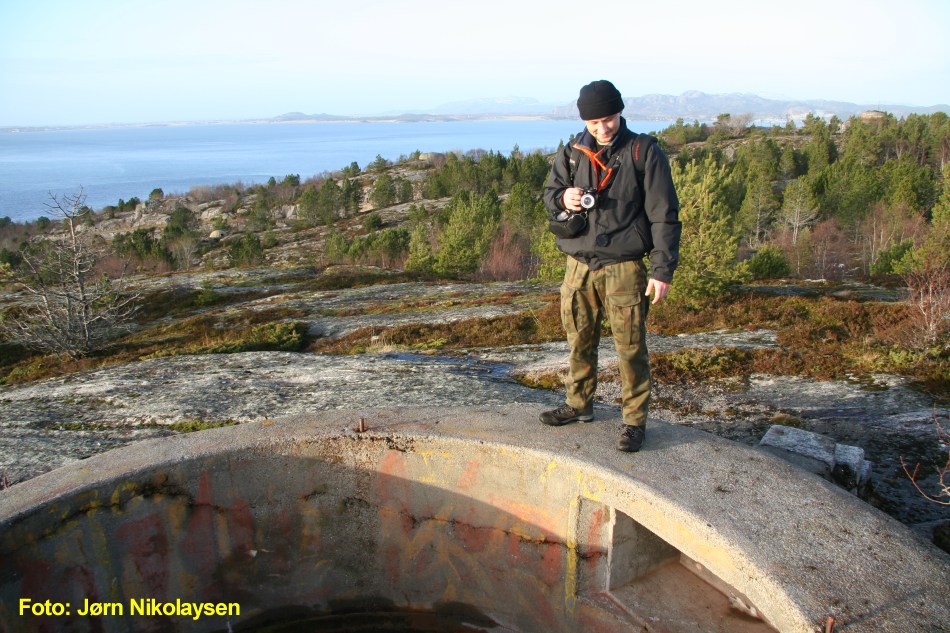 Flak-stilling + Peter, nord.jpg