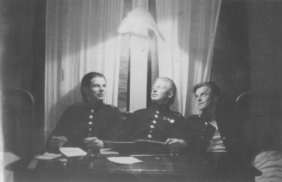 treunge-militær.jpg