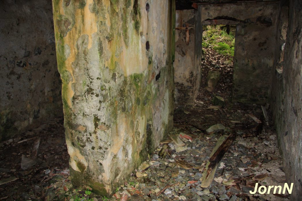 Mannskapsbunker v ildledningsbunker innvendig.jpg
