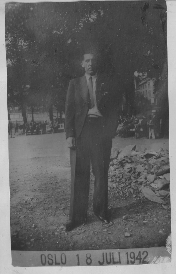 19420718.jpg