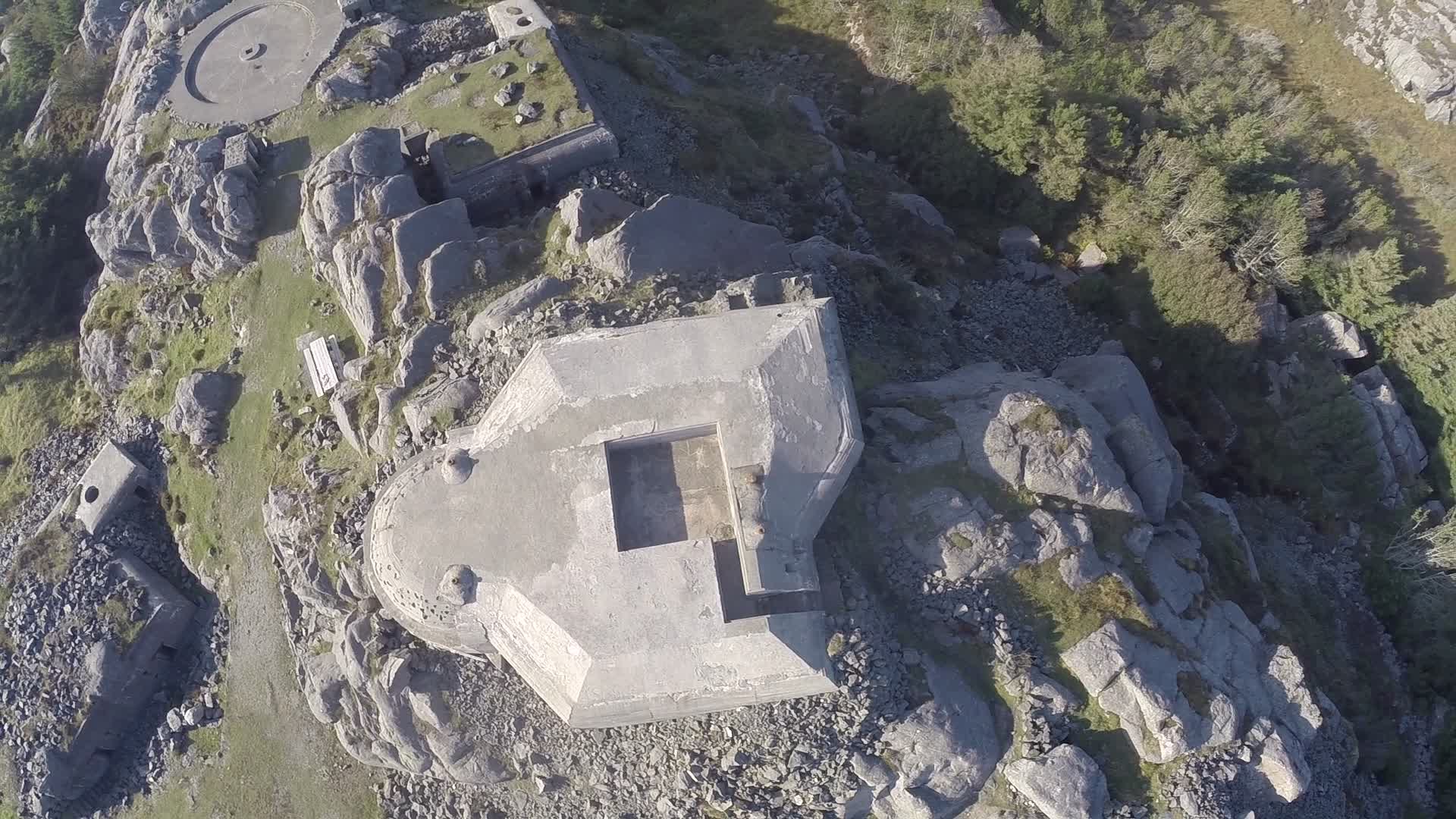 Syre fort Karmøy Sept 2014 (18).jpg