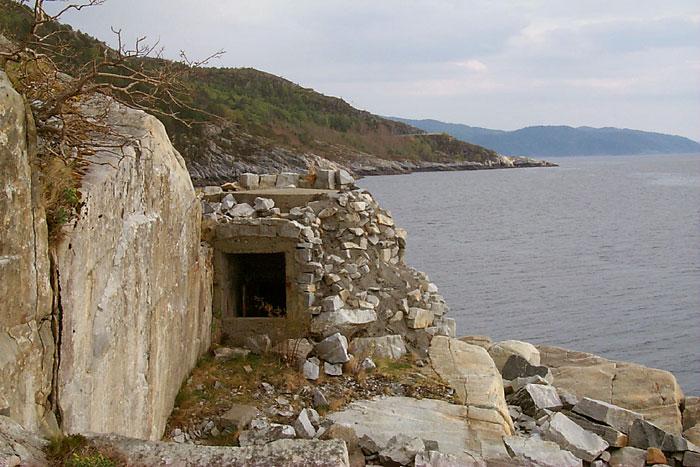 Hasselvika 1. Bunker by RV718.jpg