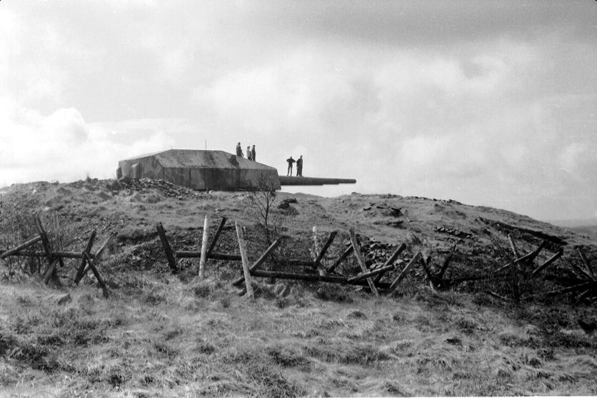 1963FjellFestningKanon.jpg