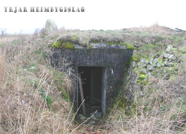 041_bunkers_1.jpg