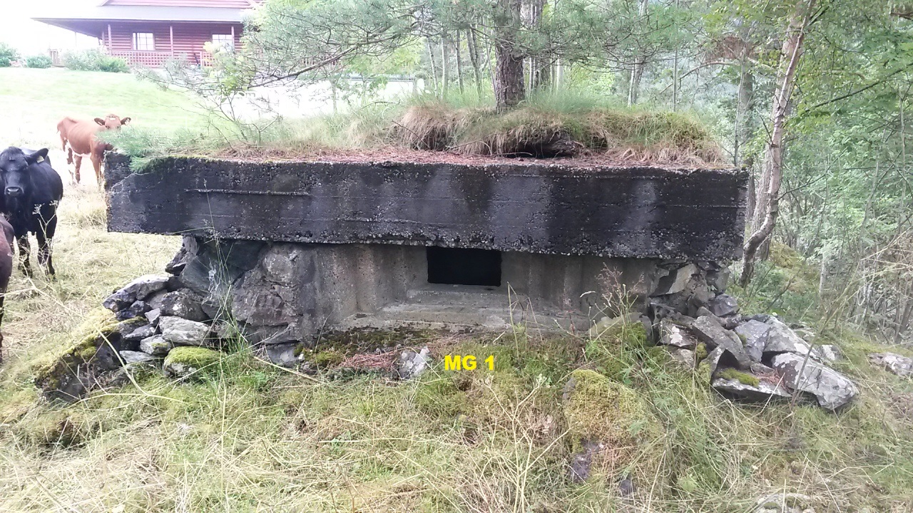 sørvendt  skyteskår bunker 1