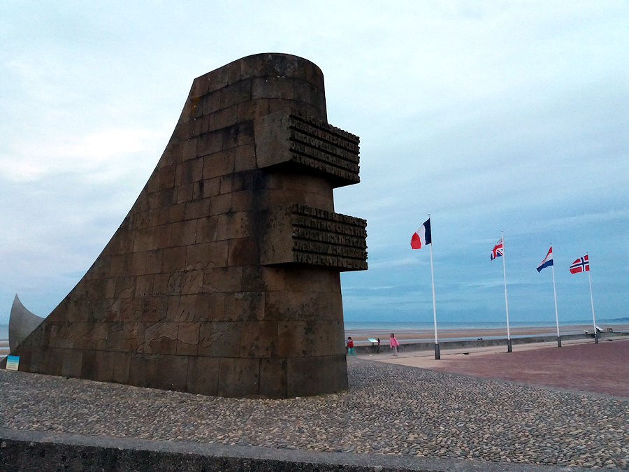 Monument Omaha Beach