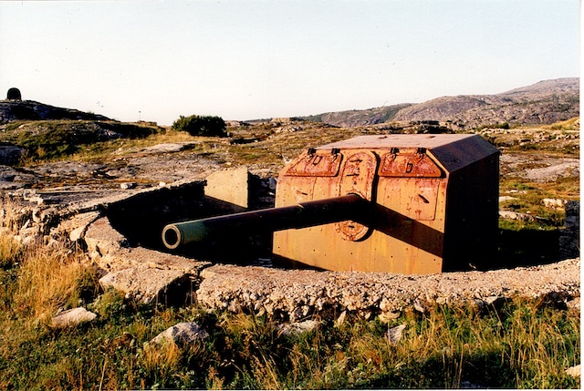 Standplass kanon IV med ex-tysk 127mm i 1995