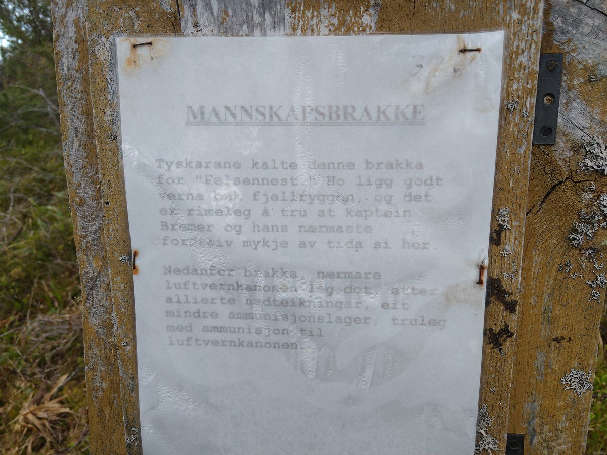 39. Mannskapsbrakke.