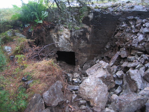 Bunker ovenfor R621 og tunnel