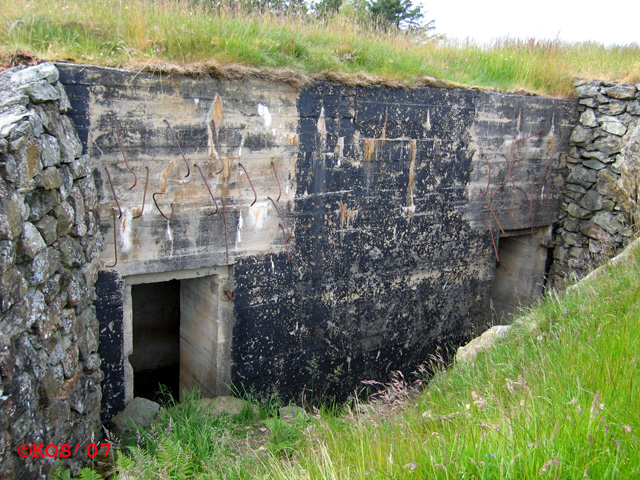 Dekningsbunker, 38m sør/vest for R608