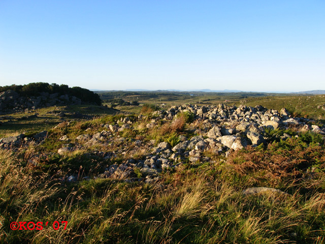 Steinfundamentrester, ca 12m dia.