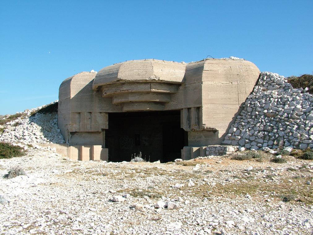 M272 kasematt MKB Caveaux