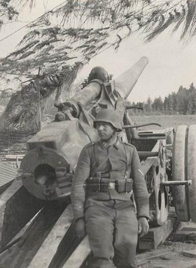 145mm L St Chamond Mle1916 captured in France_2s.jpg