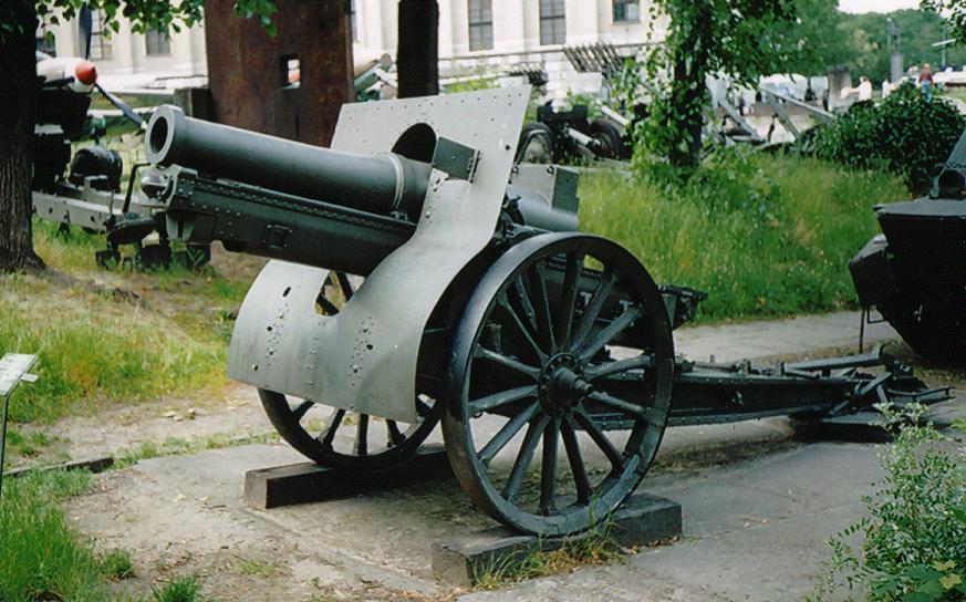 Canon de 155 C mle 1917 Schneider.<br />( http://www.rzeszow.mm.pl/~jowitek/155%20Schneider.html )