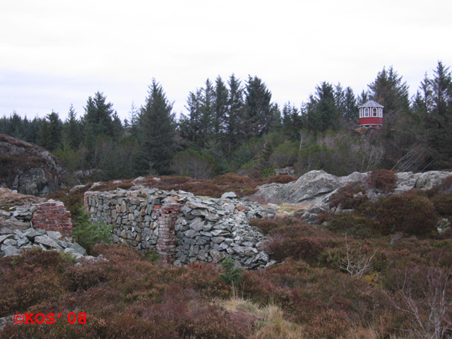 Sett fra andre siden. &quot;Lysthus-OP&quot; i bakgrunnen.